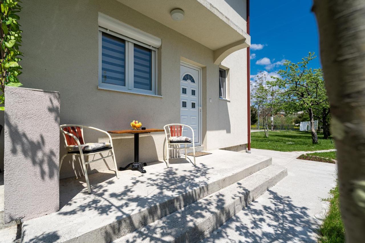 Apartments Gruda Cetinje Exterior foto