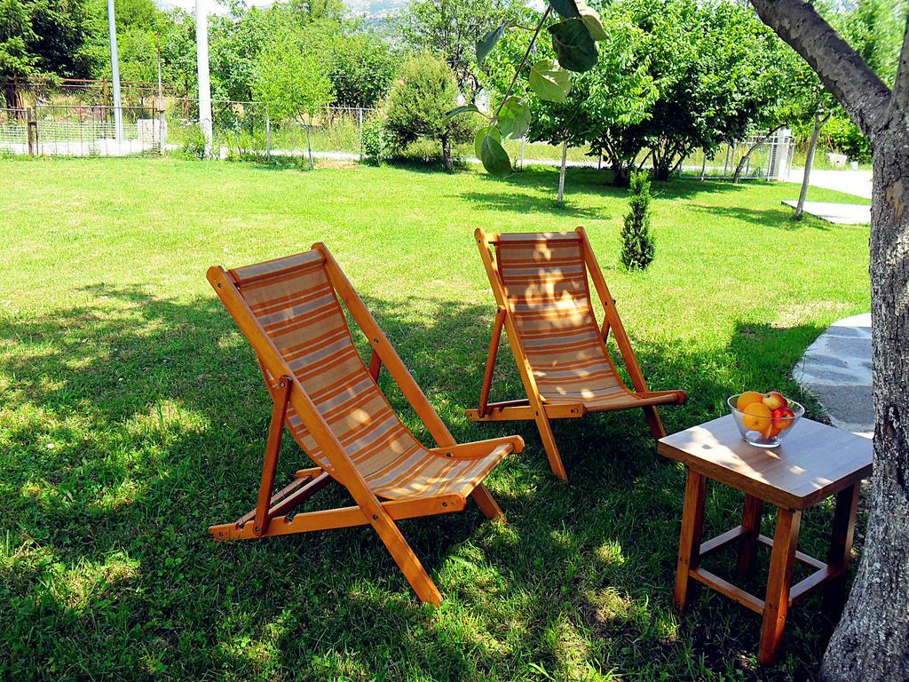 Apartments Gruda Cetinje Exterior foto